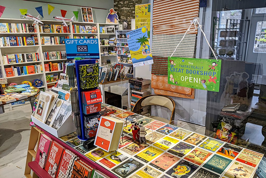 Librairie du mois d'octobre – The Stripey BadgerYale University Press London Blog

