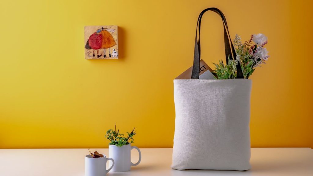5 sacs réutilisables qui profitent à de bonnes causes