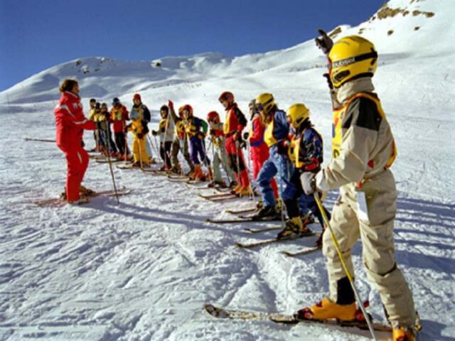 Classe de neige : un voyage scolaire plein d’atouts