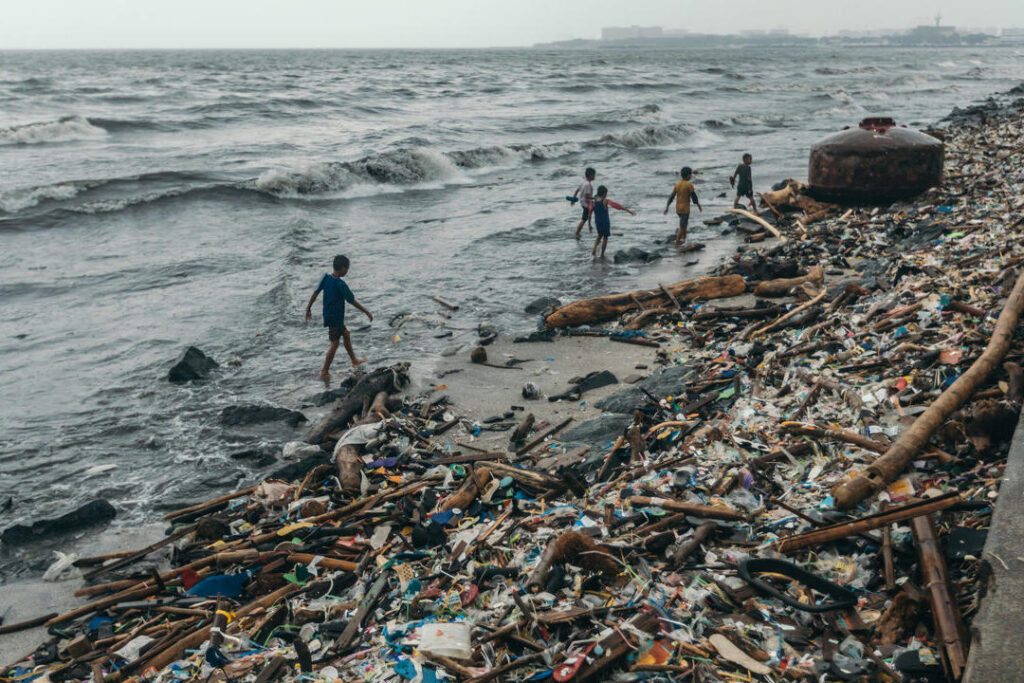 La pollution plastique dans les océans : un fléau grandissant