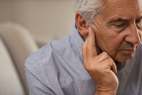 Le nez et les oreilles : une croissance continue tout au long de la vie